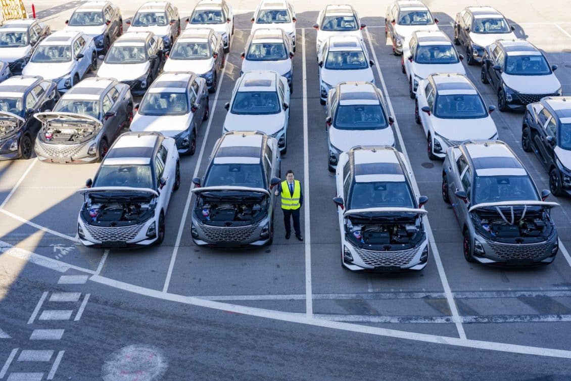 Llegan 700 coches de Jaecoo y Omoda al puerto de Barcelona