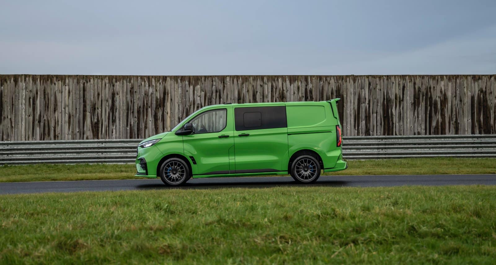 Ford Transit Custom MS-RT: la 'furgo' más deportiva de serie