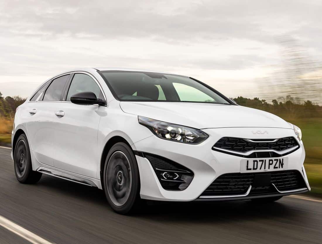 El Kia Proceed reduce su oferta a un nuevo motor híbrido ligero