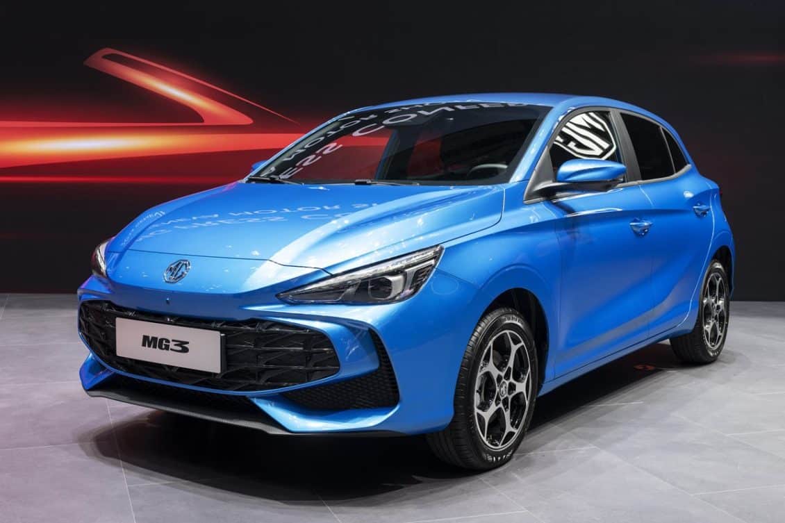 Nuevas imágenes del MG3: un híbrido con 195 CV para competir con Yaris y Clio