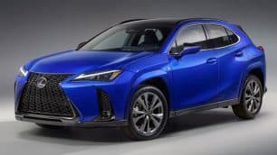 El nuevo Lexus UX300h llega a España; más potente