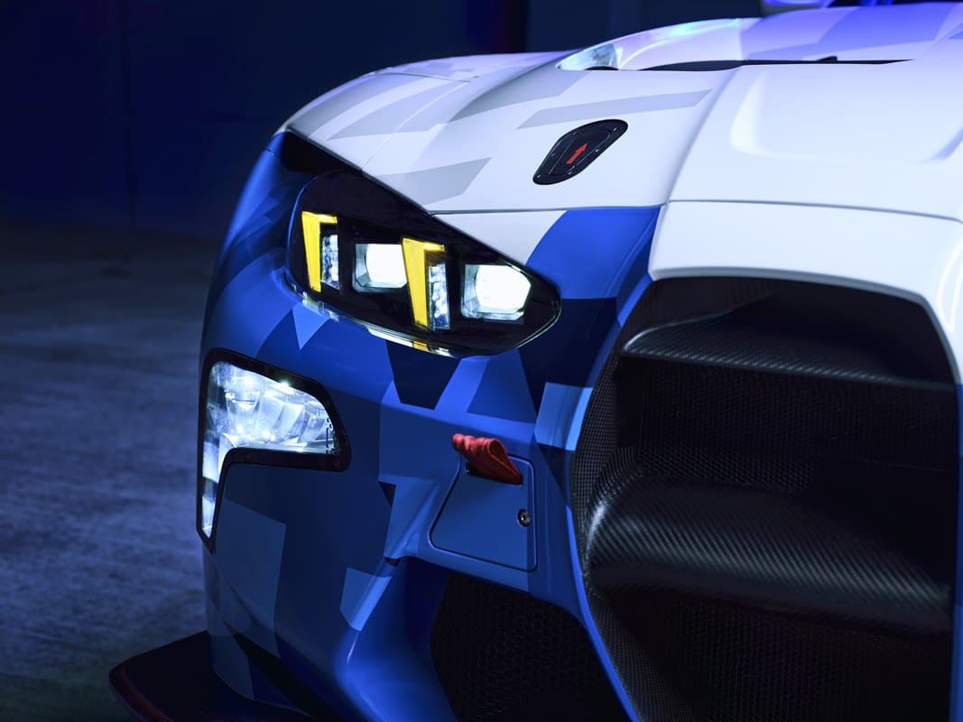 faro delantero BMW M4 GT3 EVO