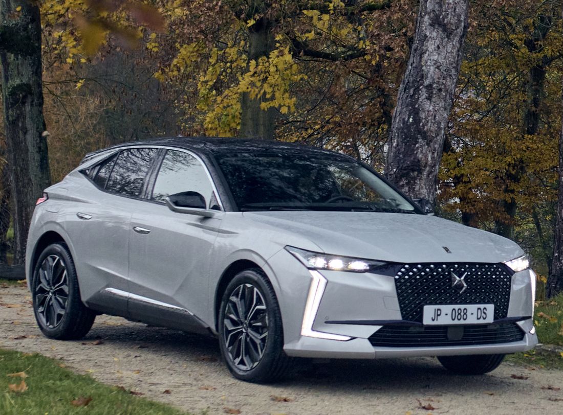 El DS 4 MHEV llega al mercado español; con 136 CV