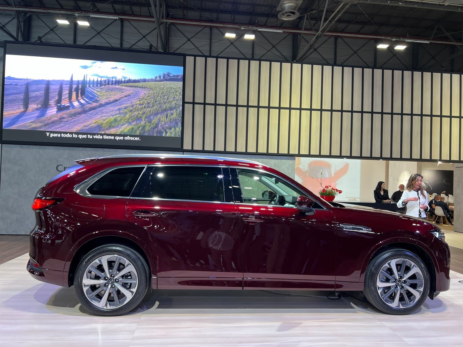 Mazda-CX-80-2024-4.jpg