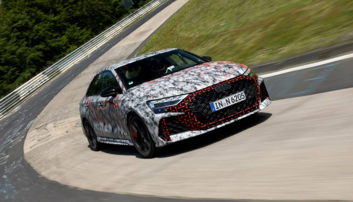 El Audi RS3 arrasa en Nürburgring: record de vuelta en su categoría