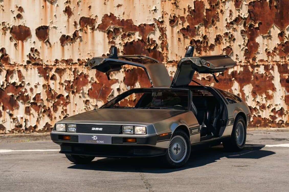 El DeLorean DMC-12 recibe un kit de conversión: podrás ir al futuro y a la ZBE de tu ciudad