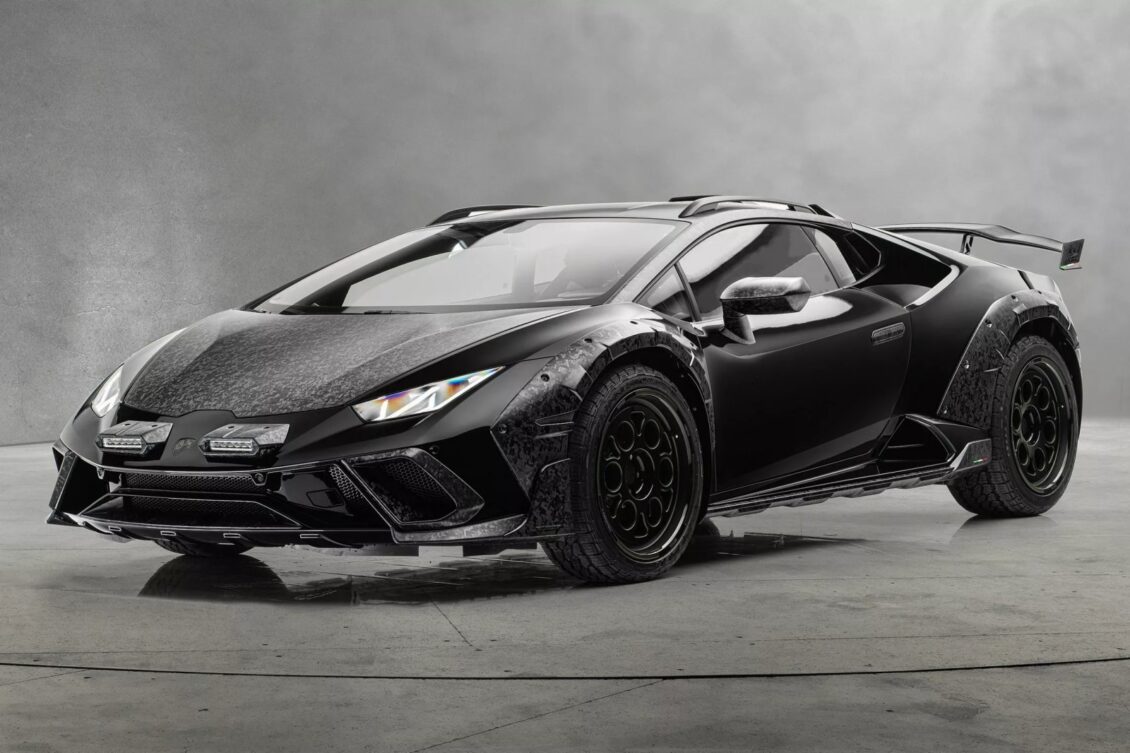 El Lamborghini Huracán Sterrato de Mansory se baña en fibra y mejora sus cifras