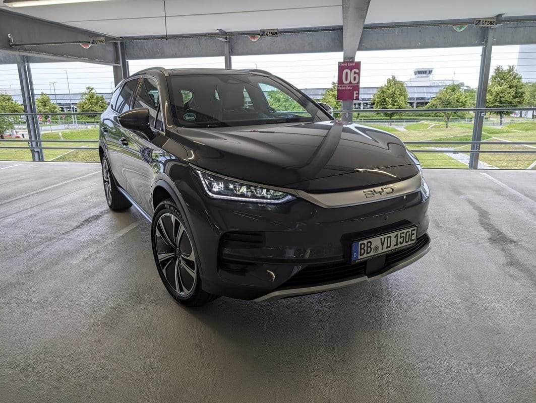 Contacto BYD TANG, el SUV D de 7 plazas se actualiza: 108,8 KWh de batería y 517 CV de potencia