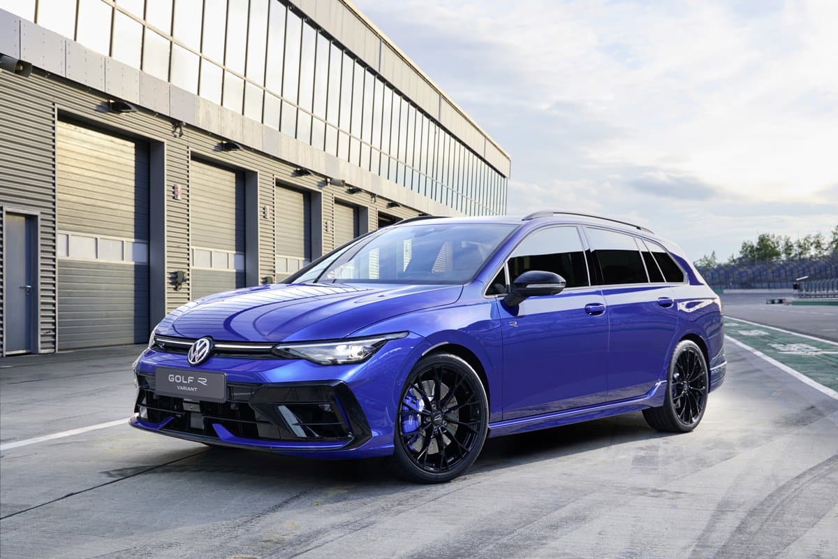 Volkswagen Golf R estate