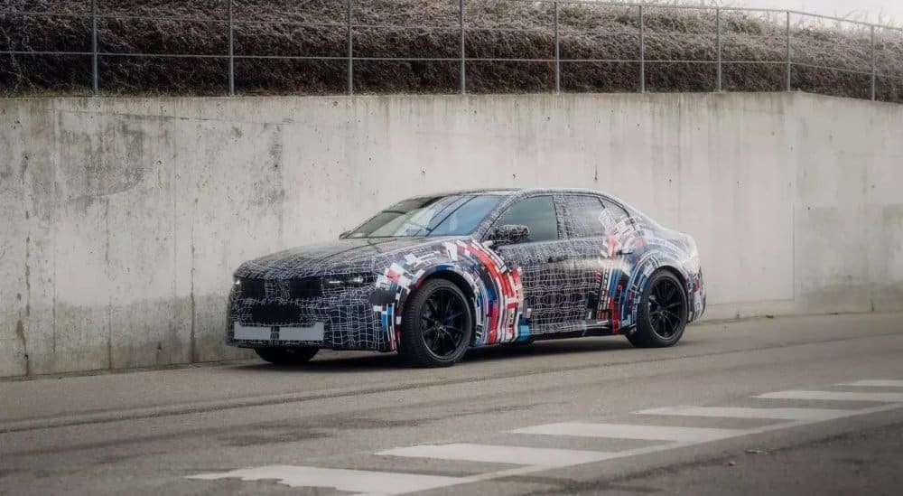 El futuro BMW M3 de la Neue Klasse asoma la patita en la red ¿Qué sabemos?
