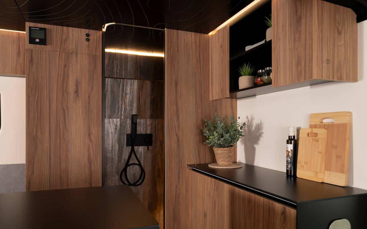 baño piedra camper