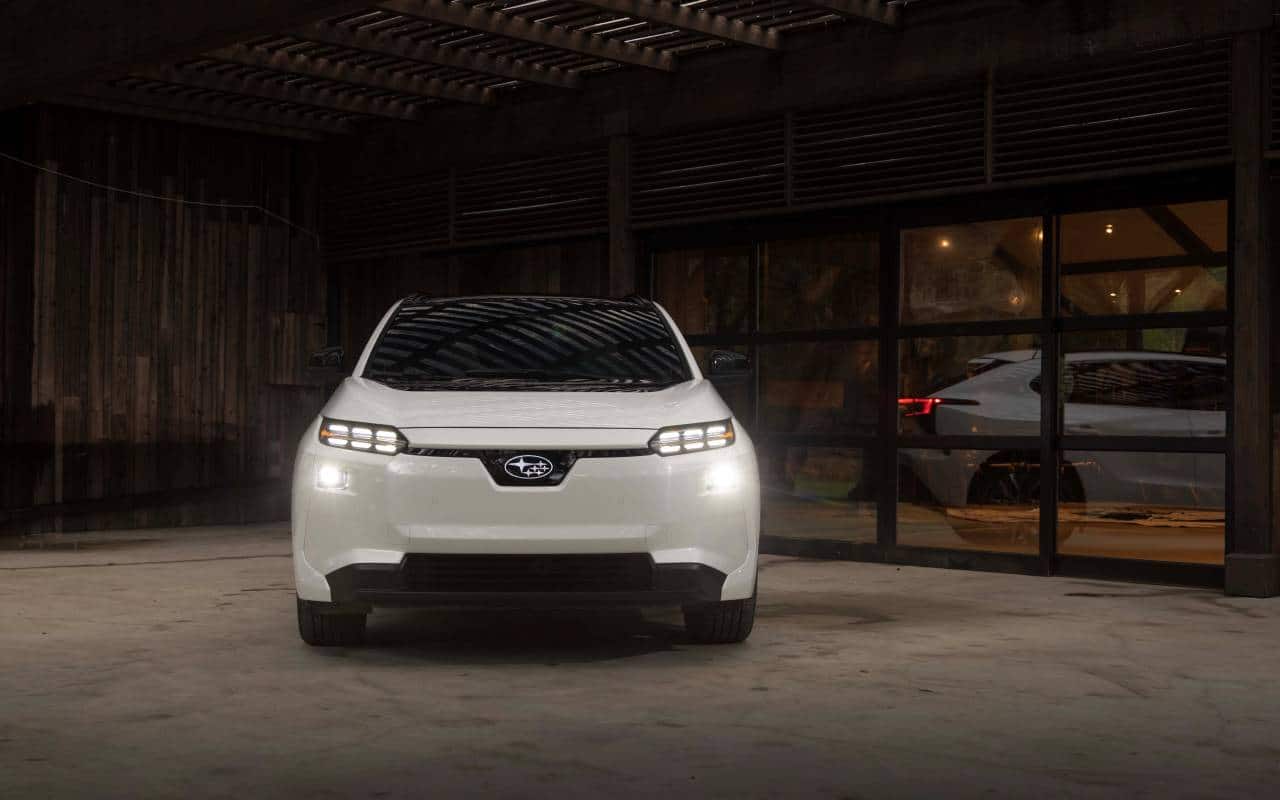 frontal Subaru Solterra 2026