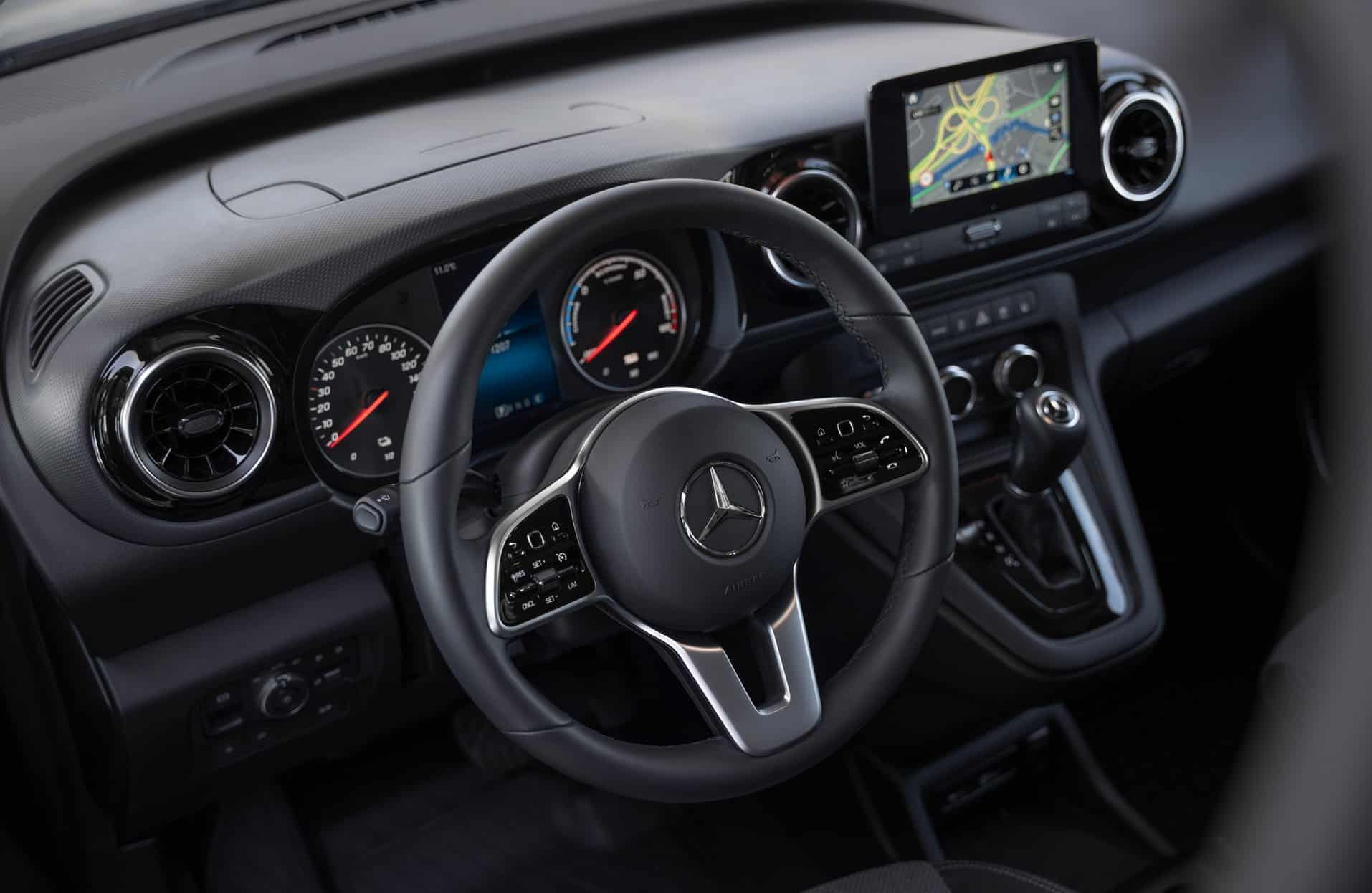 mercedes clase t interior