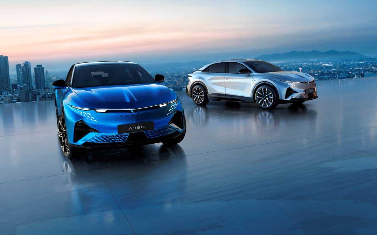 Alpine A390