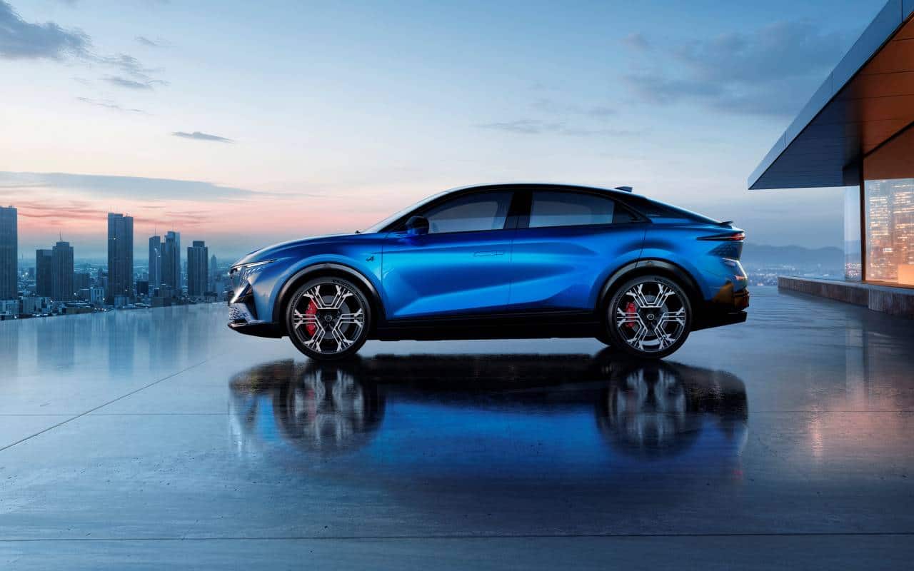 lateral Alpine A390
