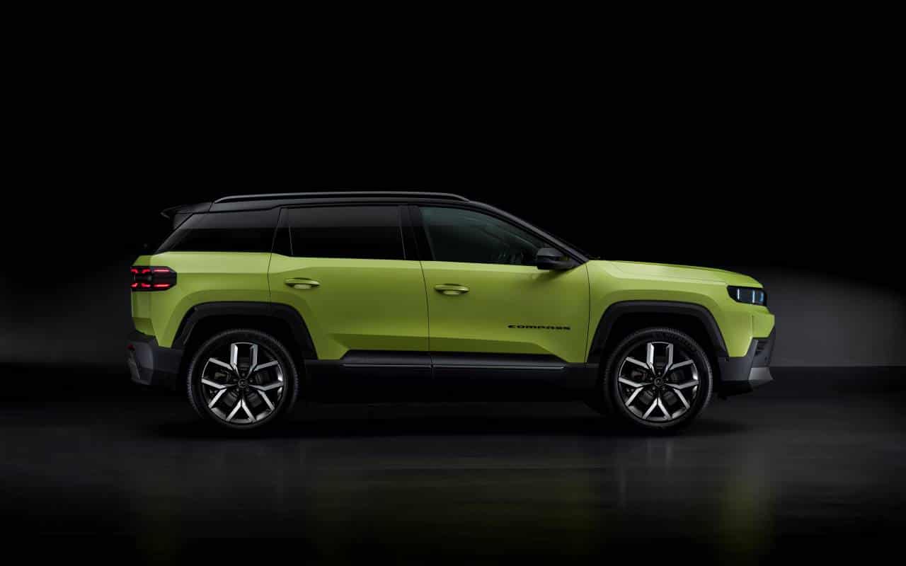 Jeep Compass lateral