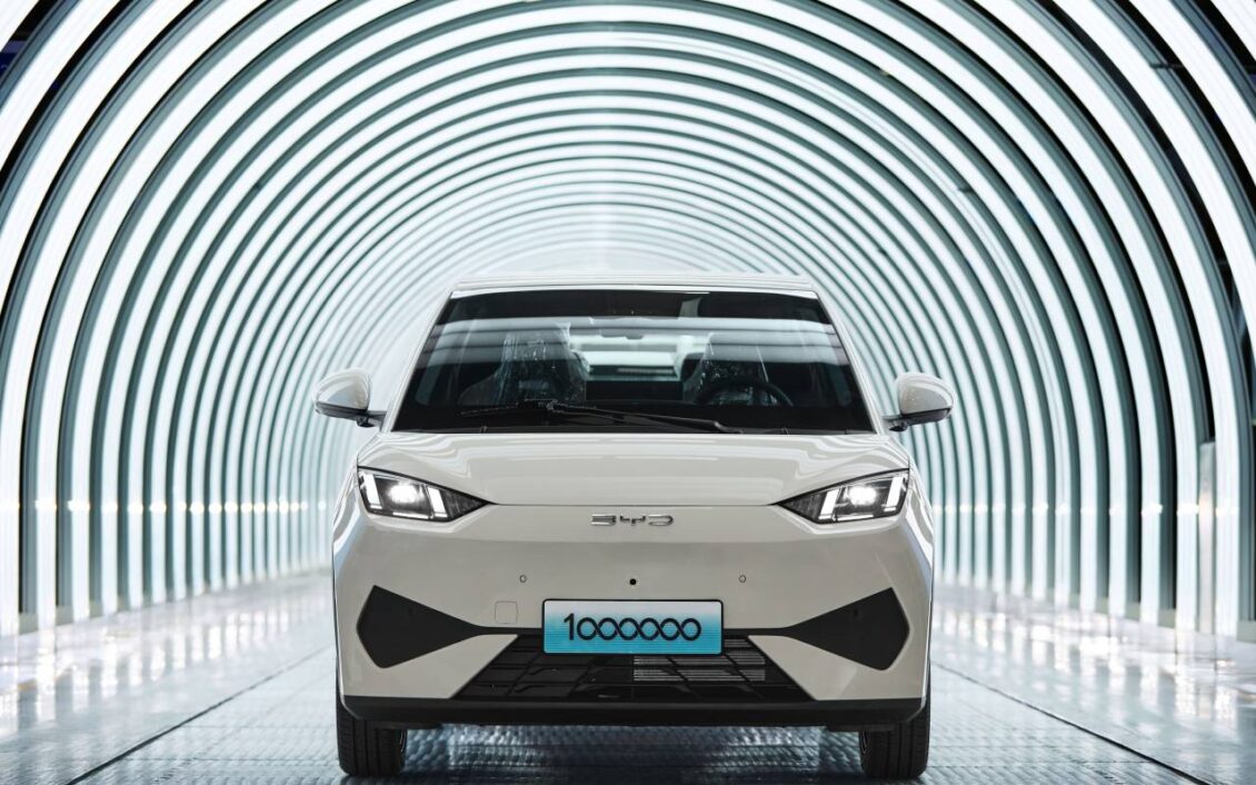 BYD fabrica el DOLPHIN SURF número un millón en sólo 27 meses desde su lanzamiento…