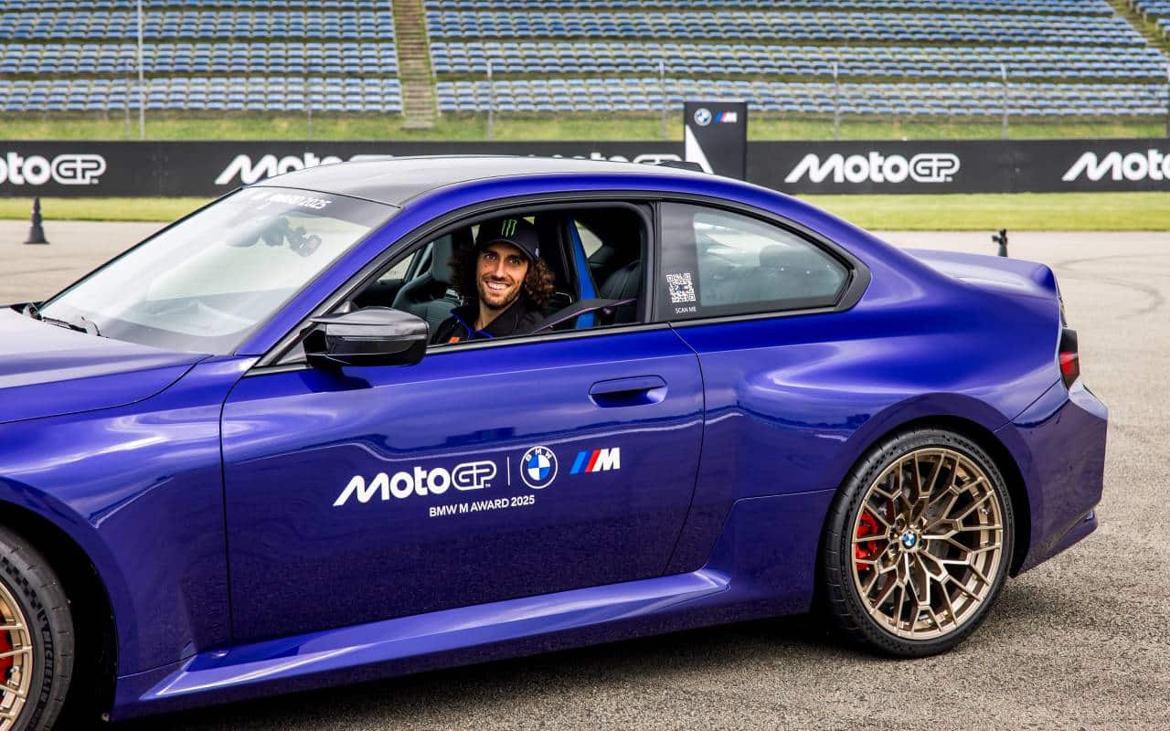 BMW M2 CS