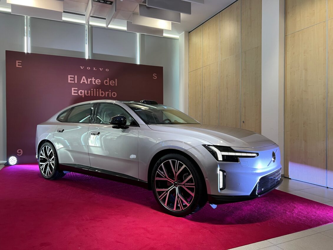 Así de bien luce en directo el Volvo ES90: vanguardia y calidad ya a la venta