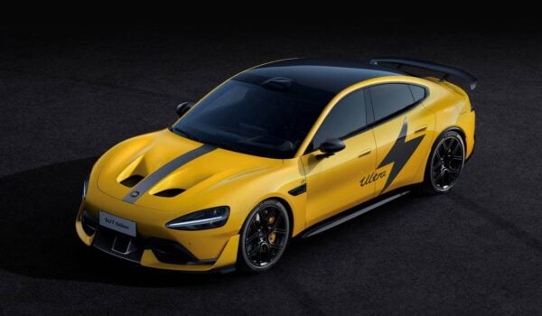 Xiaomi SU7 Ultra (9)