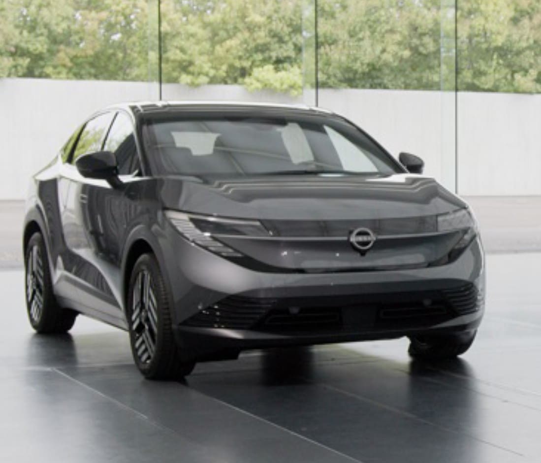 El nuevo Nissan LEAF de tercera generación es la última bala de la marca y tiene muy buena pinta