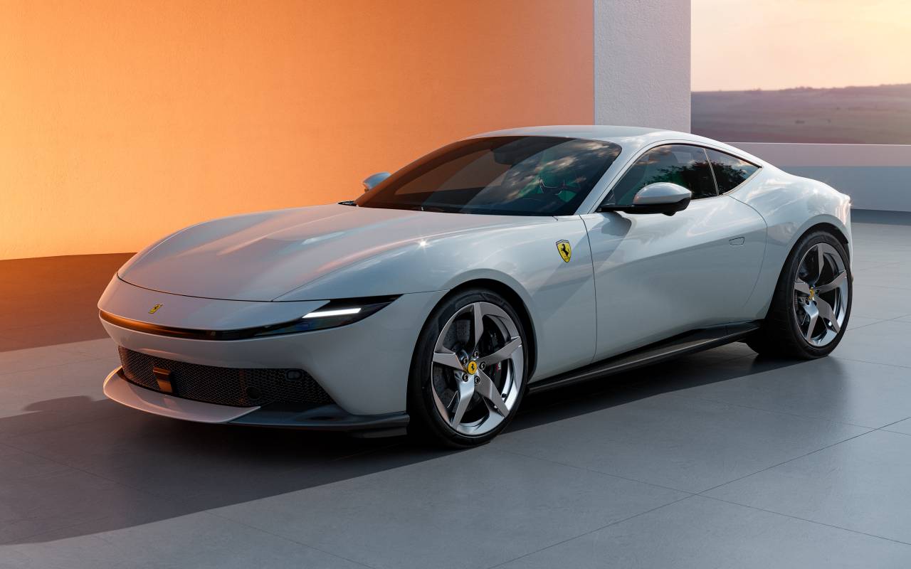 Ferrari Amalfi gris