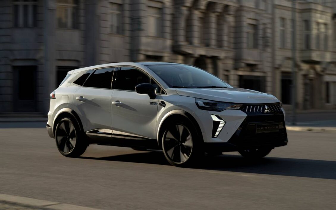 Así es el Mitsubishi Grandis, un Renault Symbioz con mejor garantía