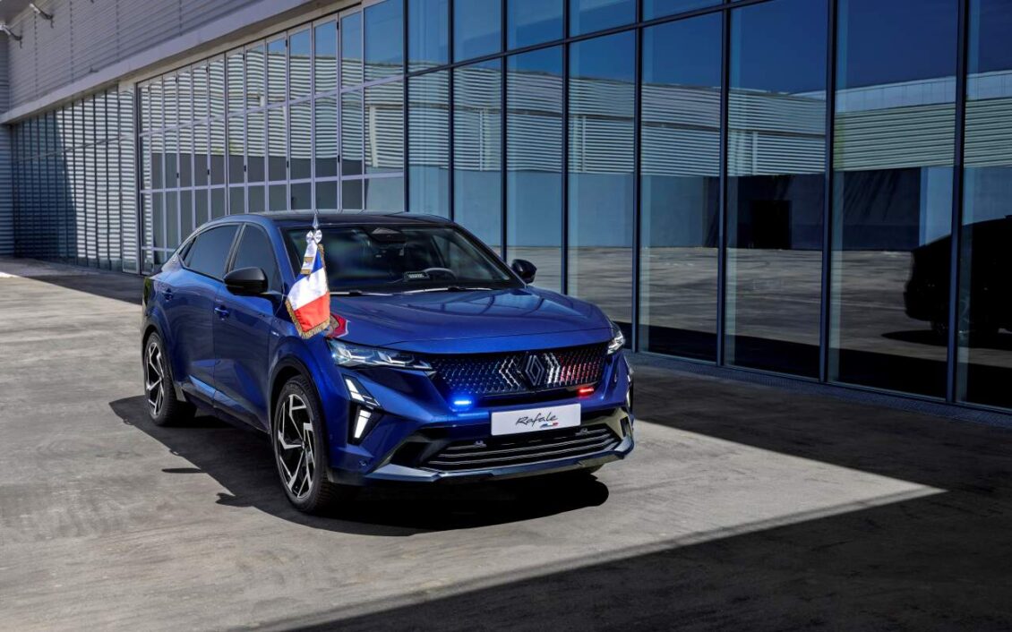 El nuevo coche oficial de Francia se fabrica en España y es un Rafale blindado y alargado