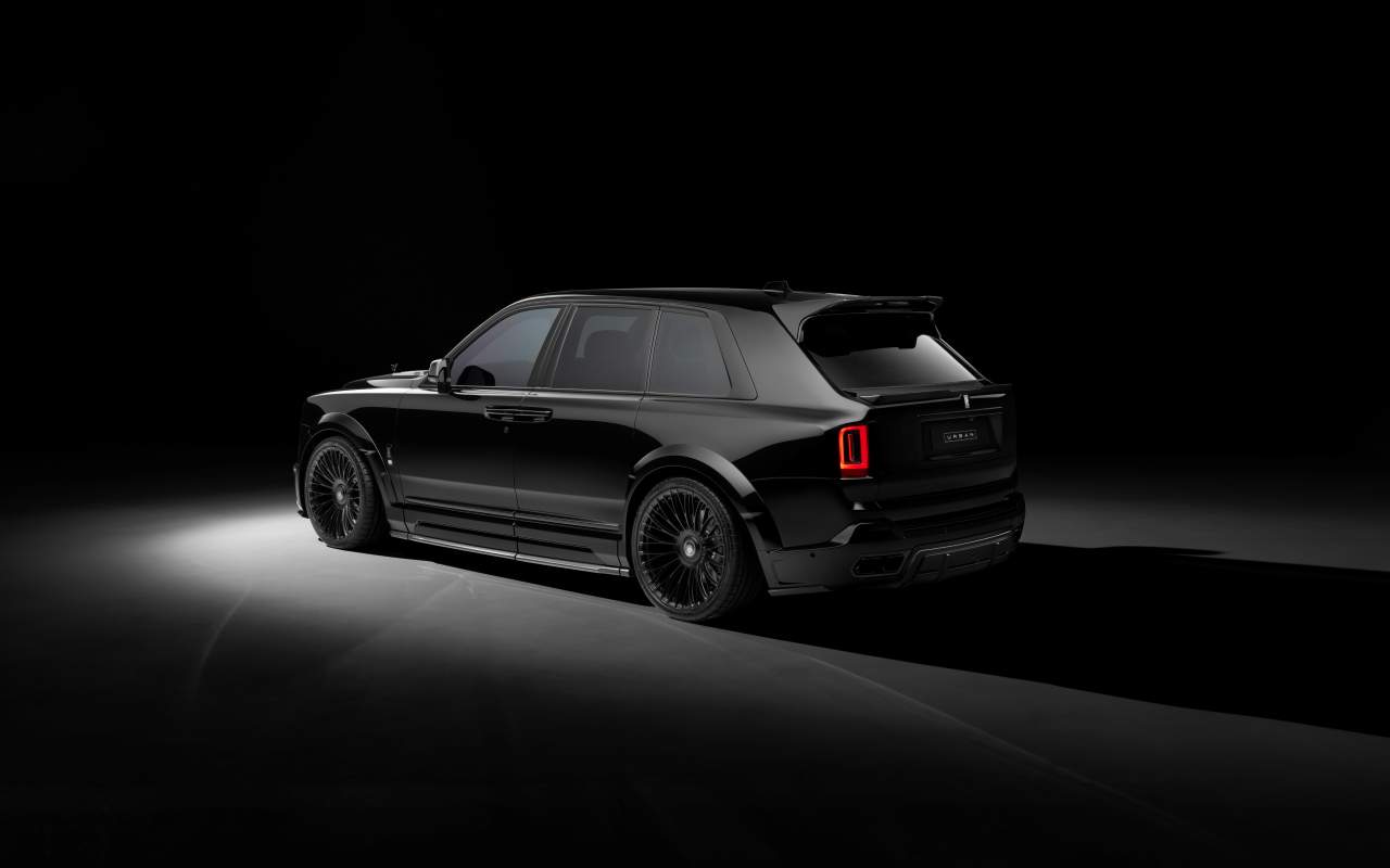 Rolls-Royce Cullinan Series II black