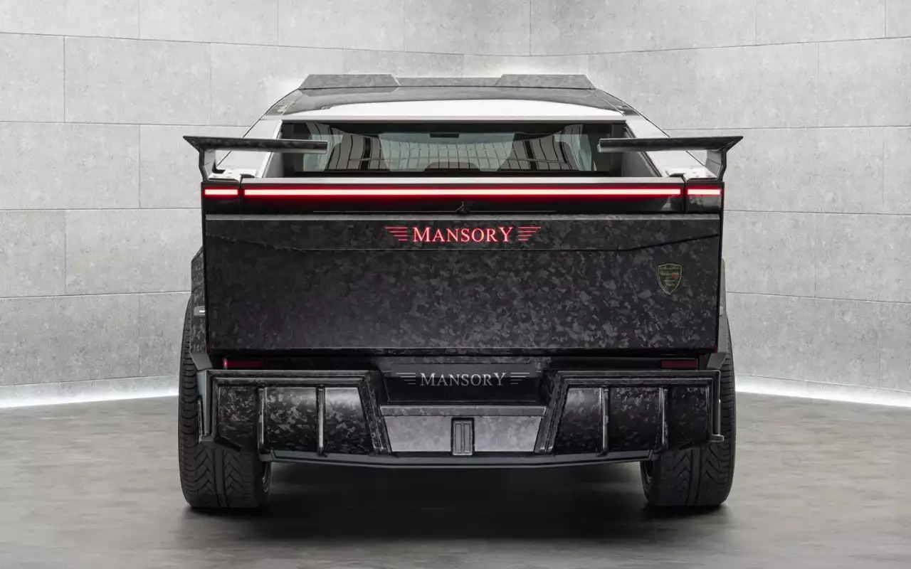 Trasera Tesla Cybertruck fibra de carbono