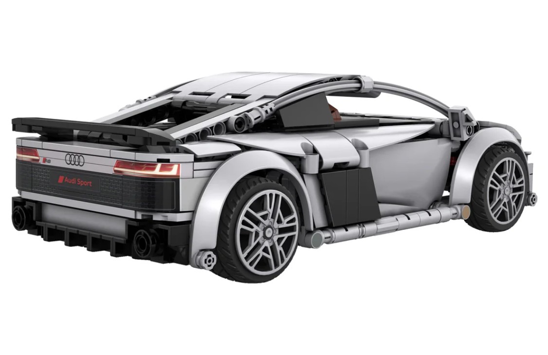 Audi R8 Coupé CADA Bricks