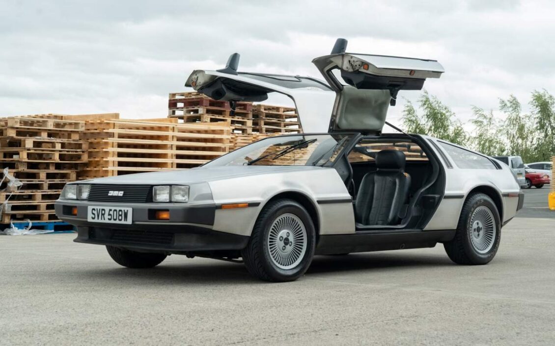 Este DeLorean DMC-12 se ha subastado por el 40º aniversario de la saga y tiene menos de 20.000 km