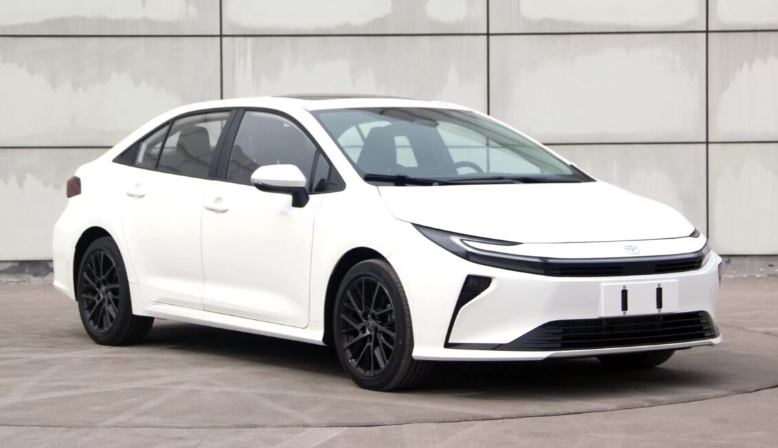 ¿Qué te parece este restyling del Toyota Corolla que la marca ha presentado en China?