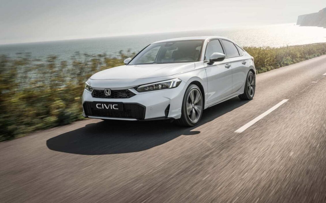 El restyling del Honda Civic e:HEV ya está aquí y estos son sus precios