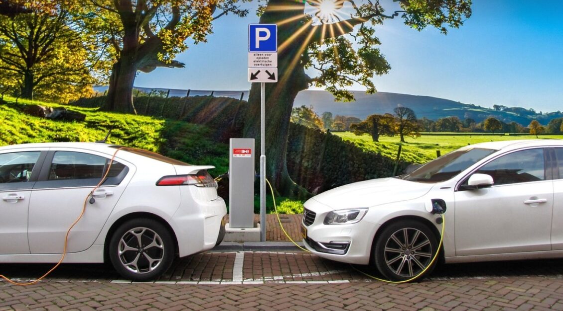 Coche híbrido, híbrido enchufable o eléctrico: cuál comprar Coche híbrido, híbrido enchufable o eléctrico: cuál comprar