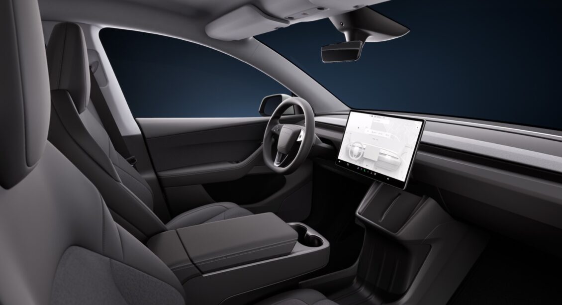 Tesla nos confunde con el Closed Glass Roof: techo de cristal por fuera y cubierto por dentro