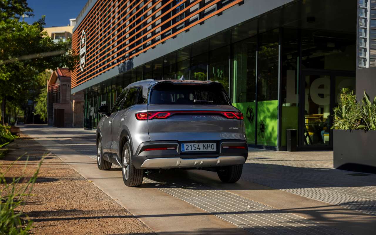 trasera BYD ATTO 2 Comfort