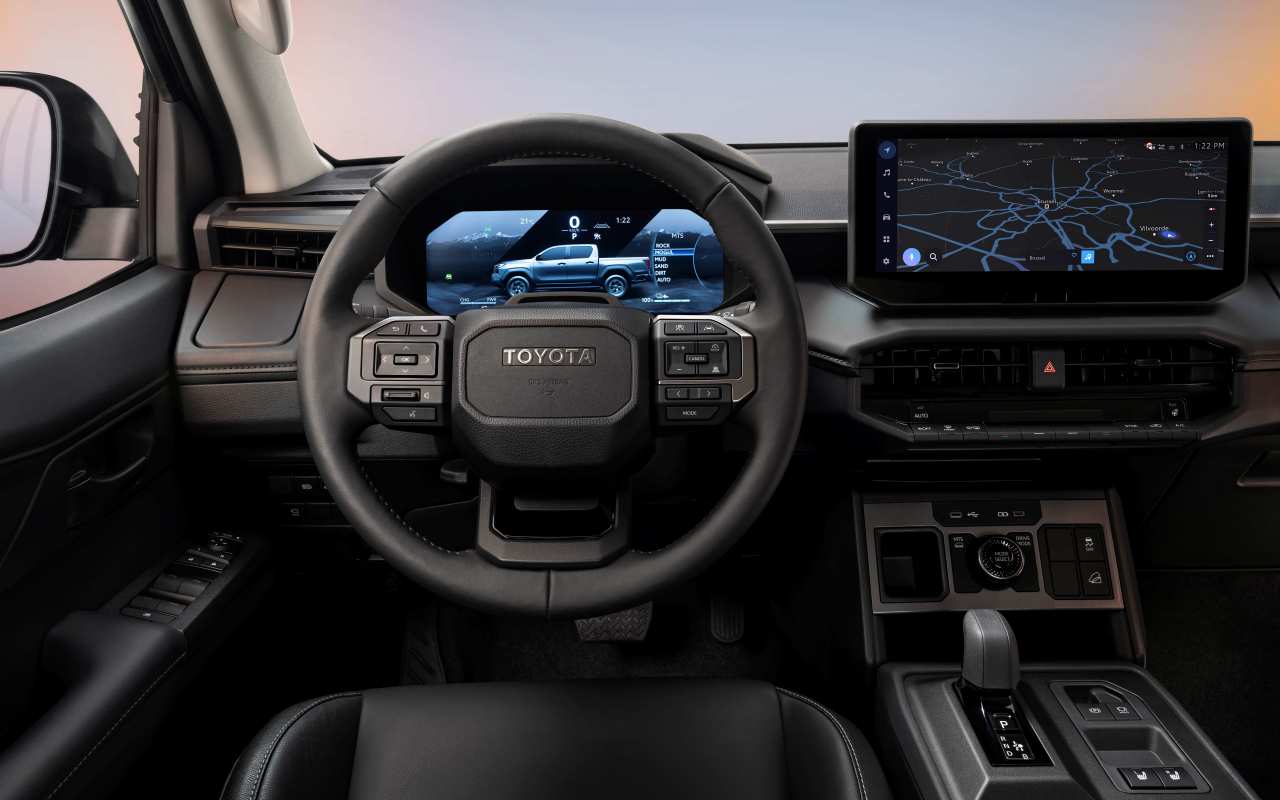 interior Toyota hilux