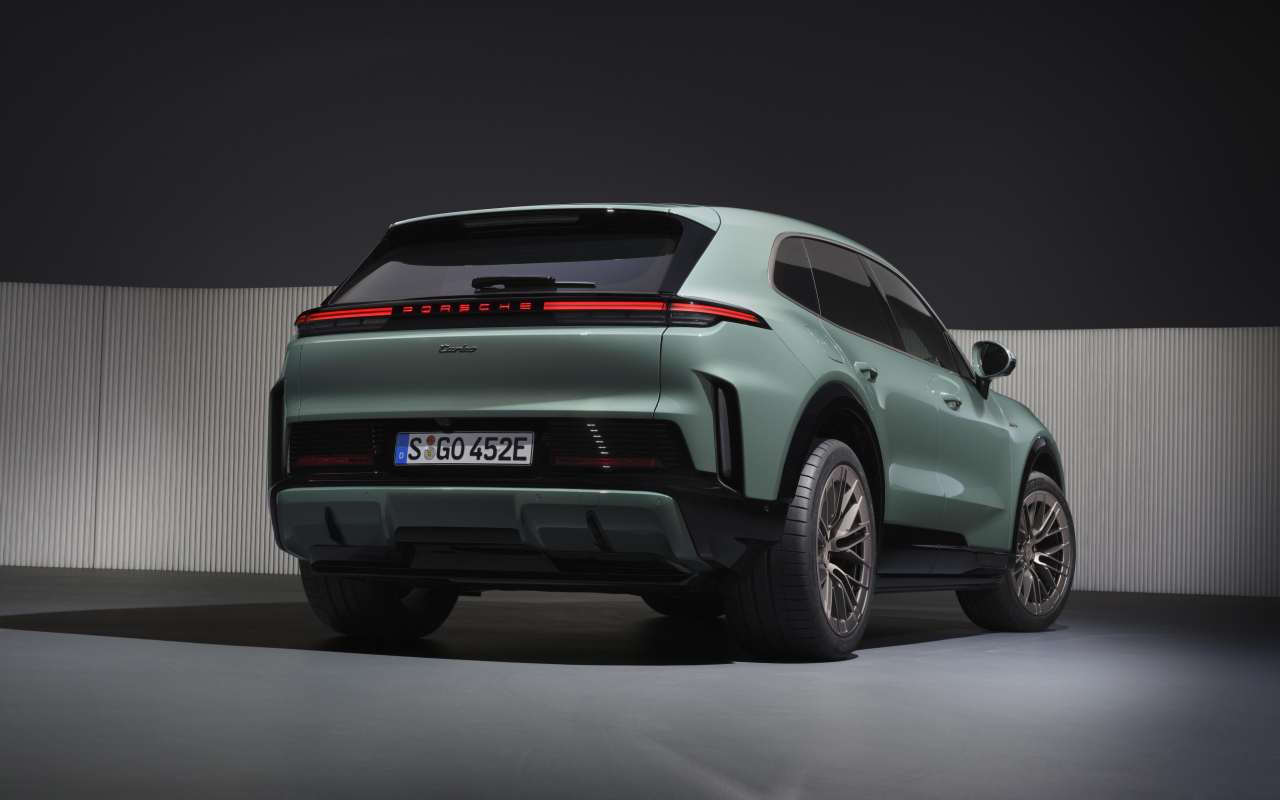 Porsche Cayenne Electric