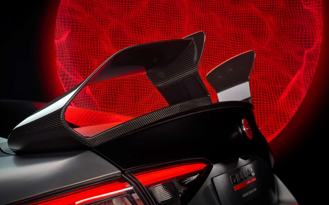 aleron Alfa Romeo Giulia Quadrifoglio Luna Rossa