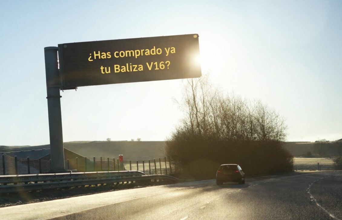 La DGT rectifica sobre los triángulos justo cuando la V16 pasa a ser obligatoria