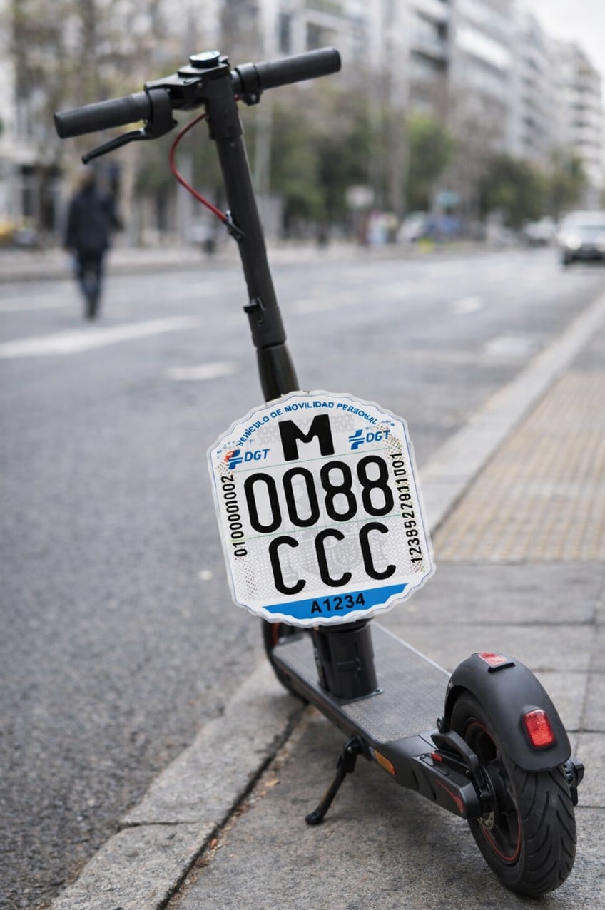 dgt matricular patinete