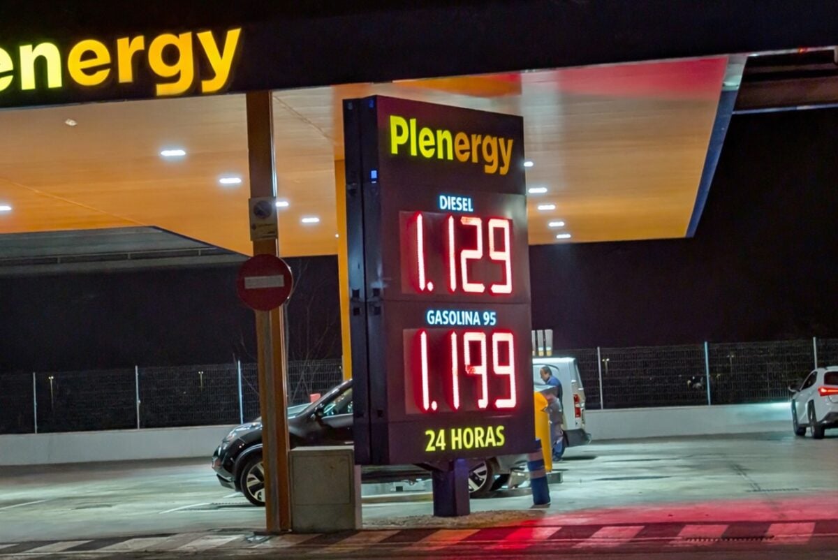 La gasolinera más barata ya apunta al euro por litro