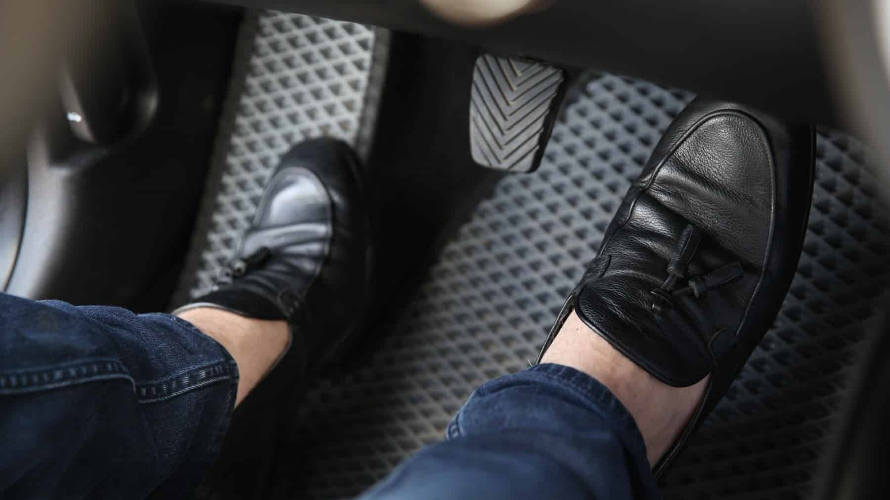 Embrague del coche: qué es, para qué sirve, averías típicas y cuánto cuesta repararlo