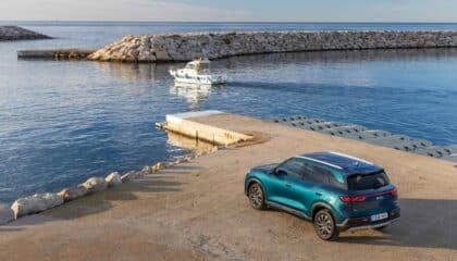 7 coches híbridos enchufables interesantes por 30.000 euros