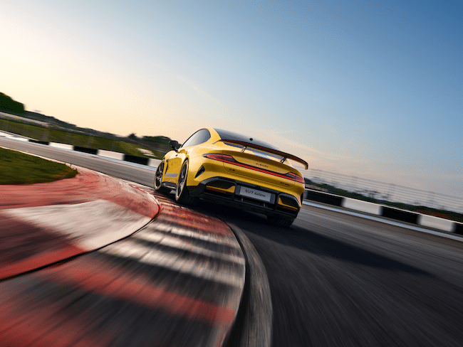 Trasera Xiaomi SU7 Ultra