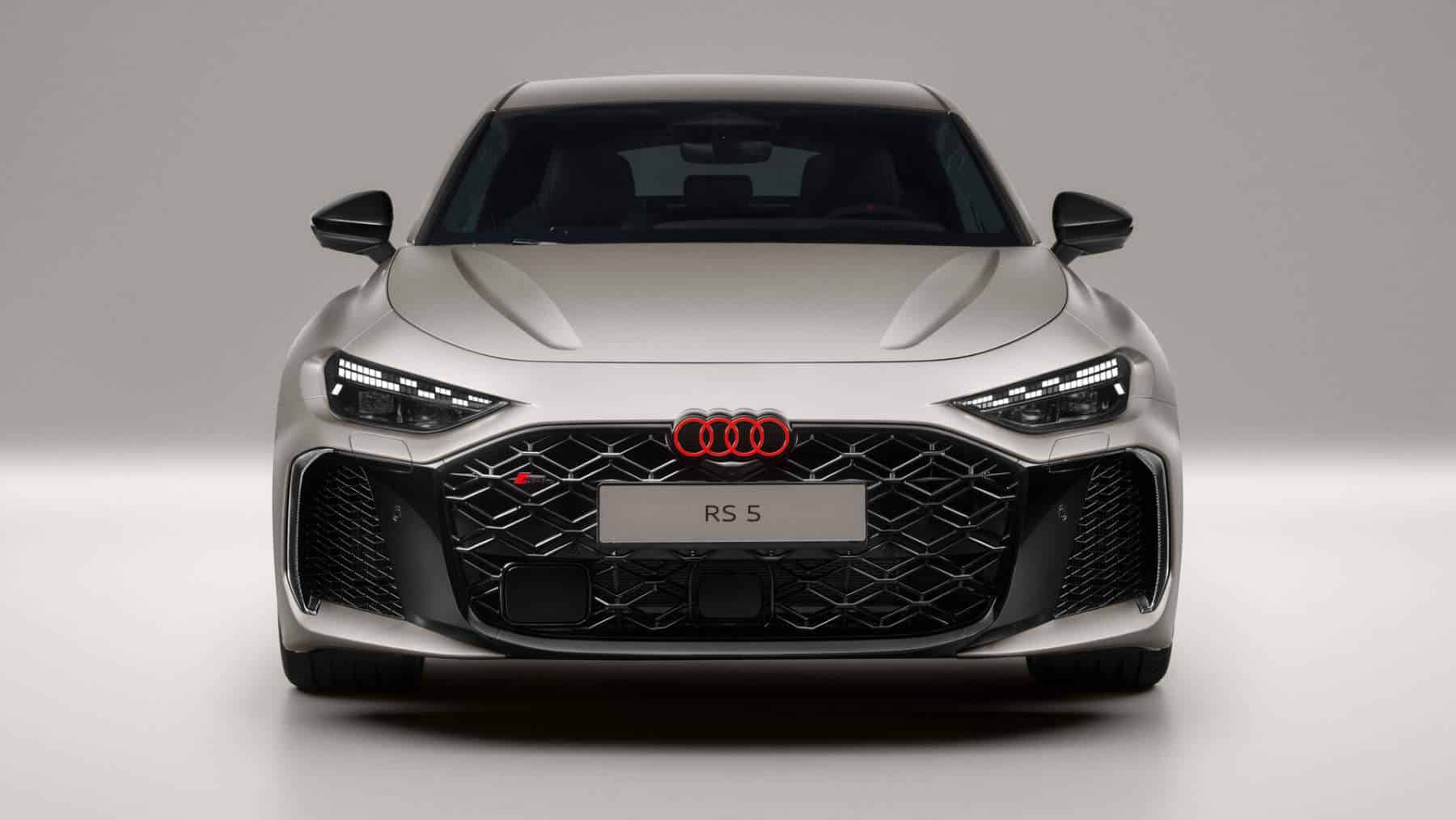 Audi la lía en China porque están un poco desesperados: Habrá modelos con aros y sin aros, unos fabricados por FAW y otros por SAIC, la dueña de MG