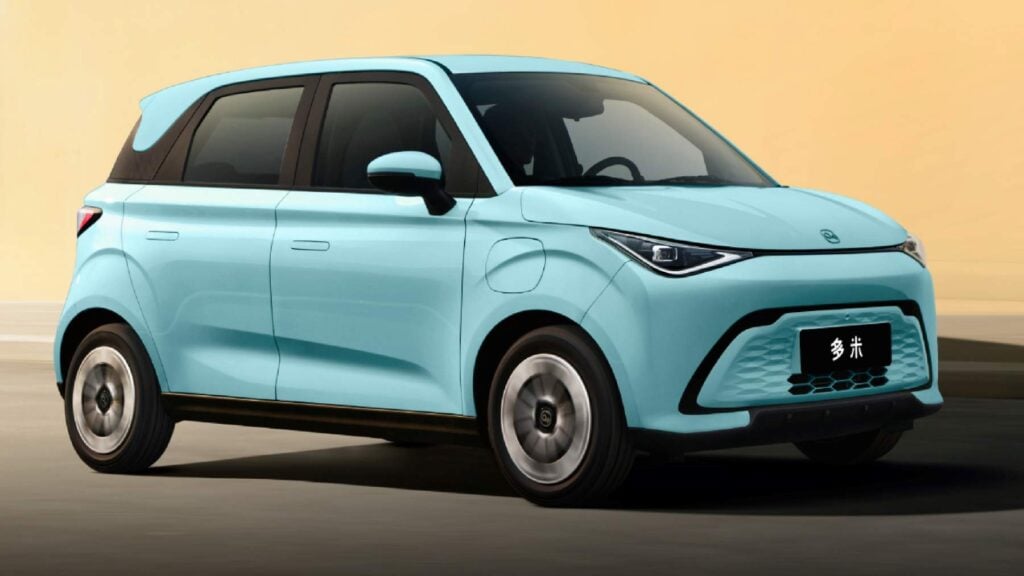 Los dueños de Omoda y Jaecoo preparan el adiós del Twingo y el BYD Dolphin Surf en Europa: 300 km de autonomía, 7.000 euros de precio… pero hay un problema
