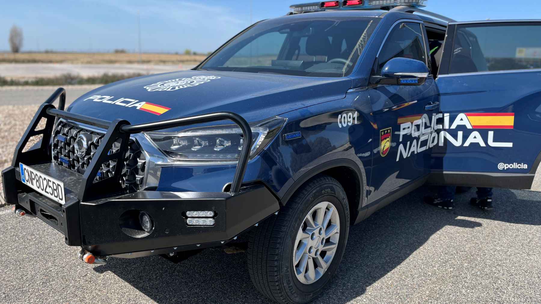 Este es el nuevo juguete 4×4 coreano de la Policía Nacional: una flota de KGM Rexton adaptada para sus unidades especiales