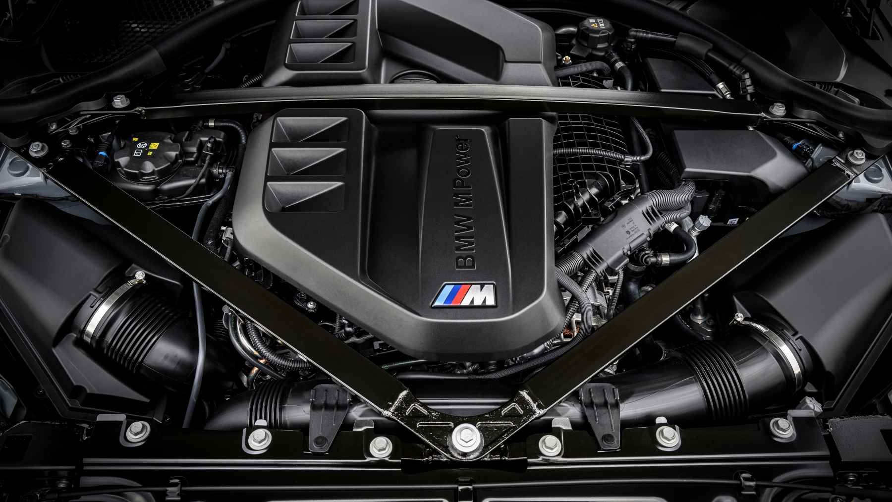 BMW se ríe de la Euro 7 con su nuevo invento que apuesta por turbos de geometría variable, relación de compresión más alta y un nuevo sistema de cámara de precombustión: Lo estrena este verano en M2, M3 y M4